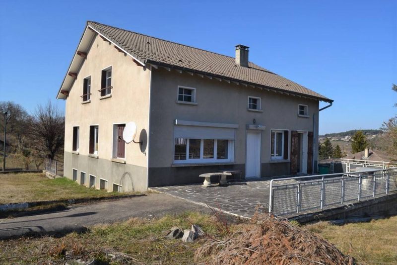 Maison avec deux appartement à vendre Tence