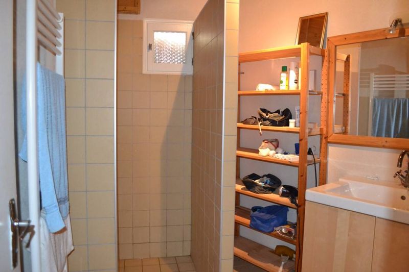 Campagne de Mars. Coquette maison en pierres