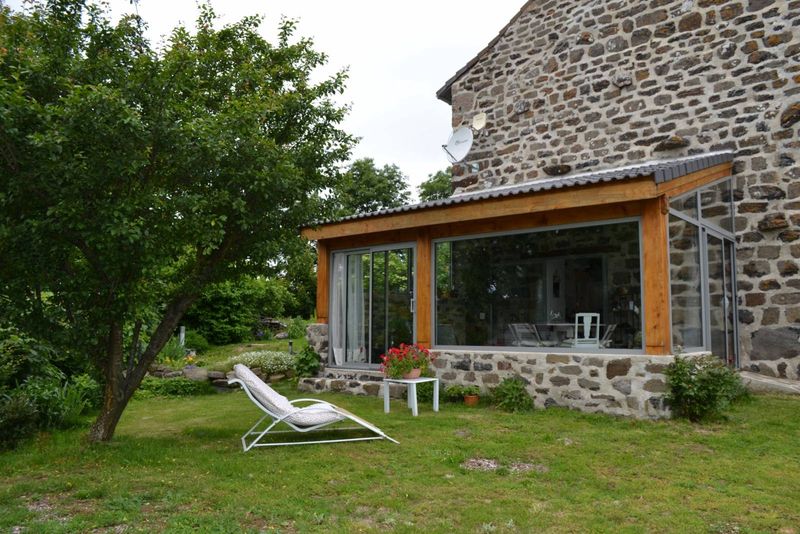 Corps de ferme rénovée aux Vastres