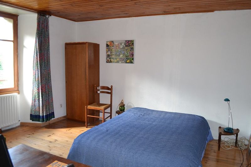 Maison de hameau  Campagne du Mazet Volumes spacieux. Bachat en pierres. 1800m² de terrain