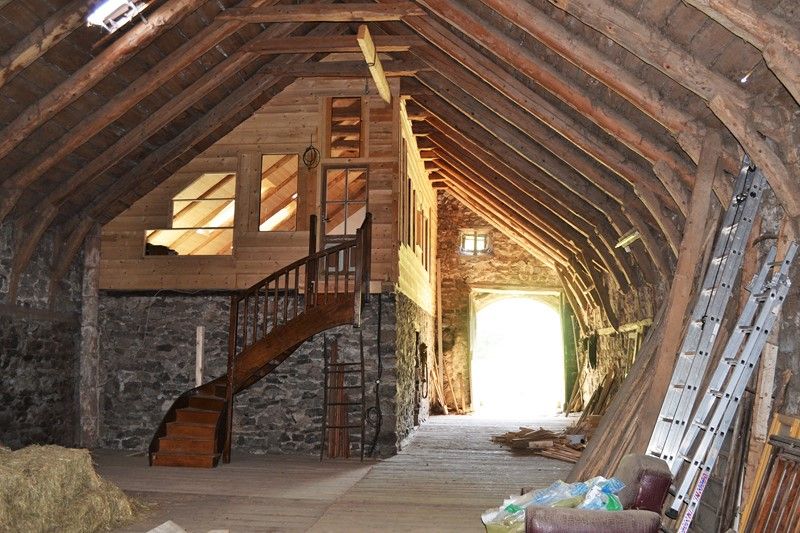 Ferme T6 Fay sur Lignon En campagne. Cachet. Exposition sud.  Ferme 6 Fay sur Lignon En campagne. Cachet. Exposition sud.