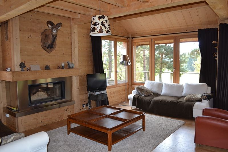 CHALET T3 Le Chambon sur Lignon Lumineux, proche du Golf. Construction récente. Vue.