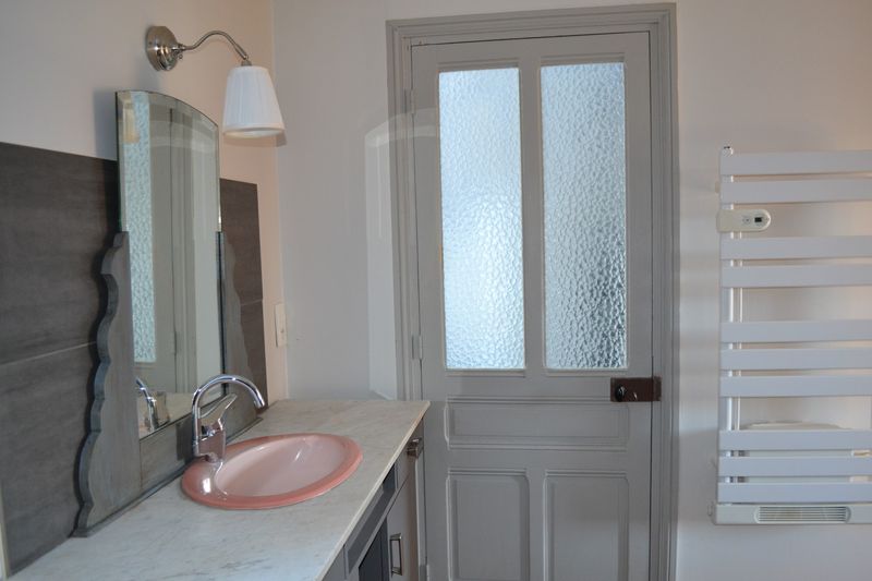 Appartement T2 Le Chambon sur Lignon Terrasse. Expo sud. Vue