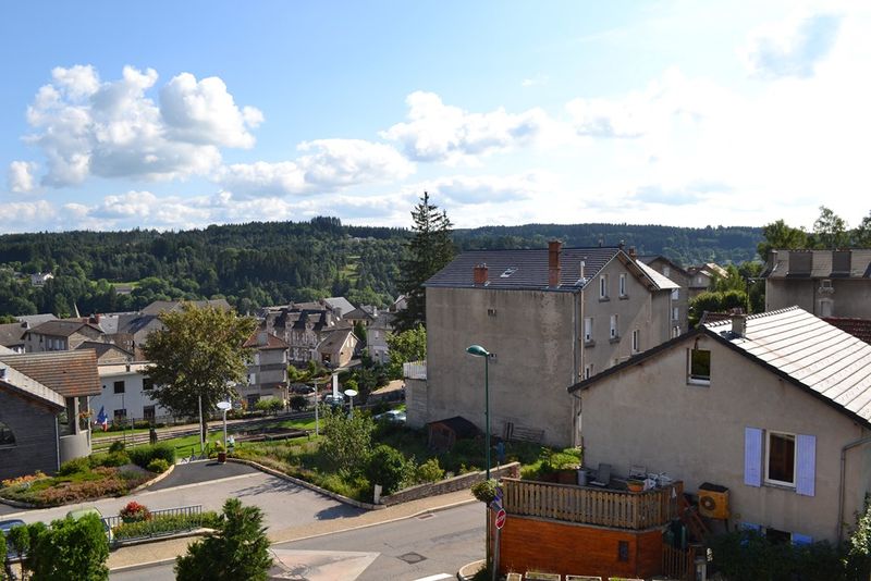 Maison de village T4 Le Chambon sur Lignon centre Maison de village 4 Le Chambon sur Lignon centre Centre village