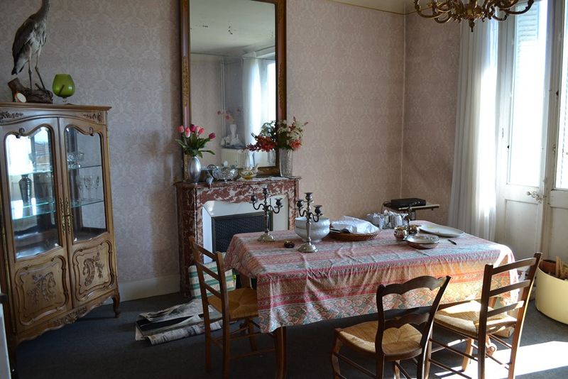 Immeuble St Agrève bâtiment à rénover