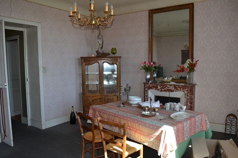 Immeuble St Agrève bâtiment à rénover