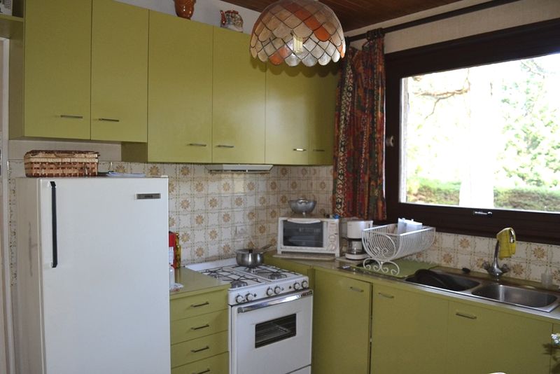 Villa  T3 Le Chambon Sur Lignon Plain pied. Calme. Parcelle boisée.