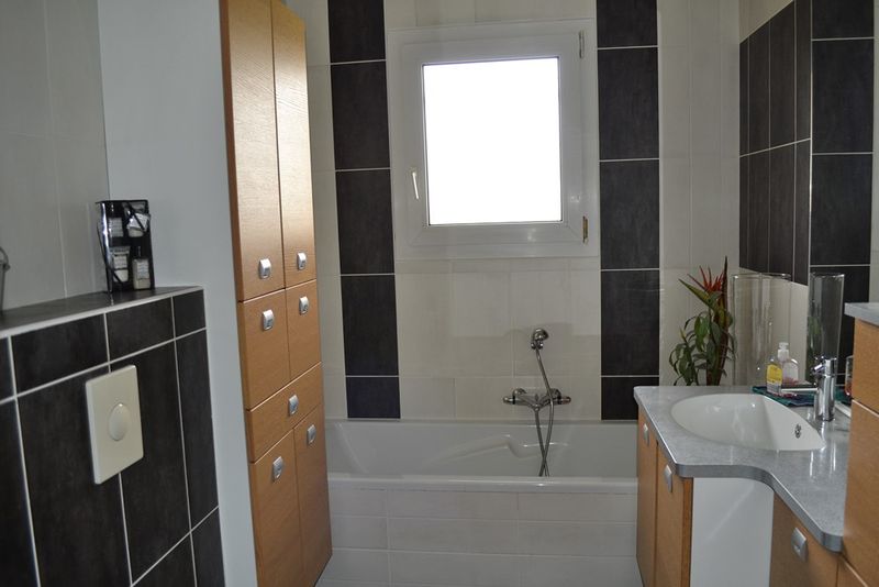 Maison individuelle T6 Fay sur Lignon Habitable immédiatement. Tout confort.