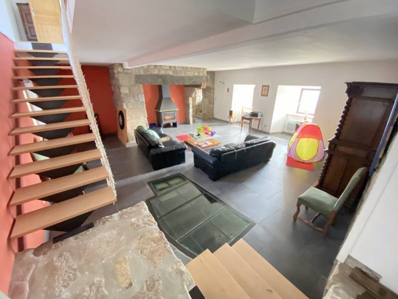 Ferme forte rénovée. Unique!