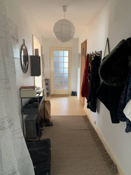 Meublé avec balcon proche centre village au Chambon sur Lignon