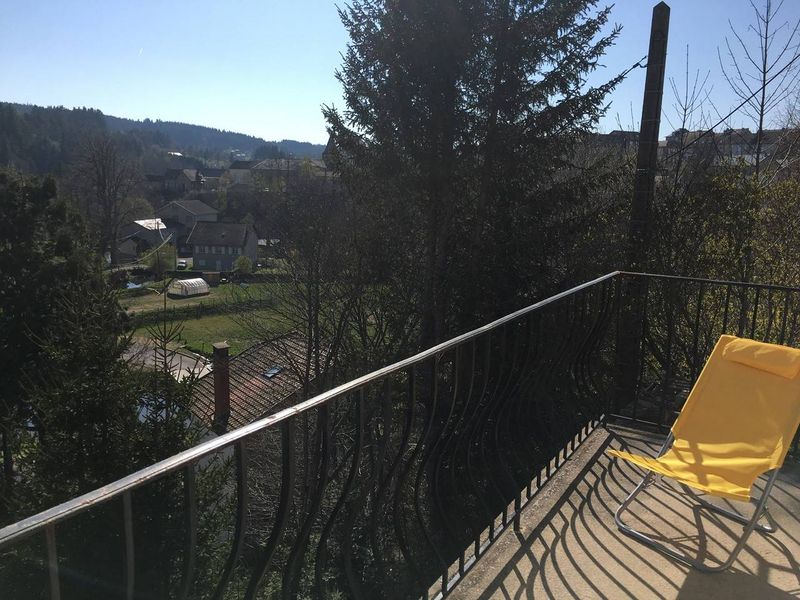 Appartement T3 avec terrasse.