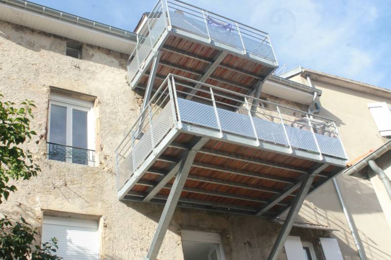 Appartement T3 avec terrasse à Saint Agrève