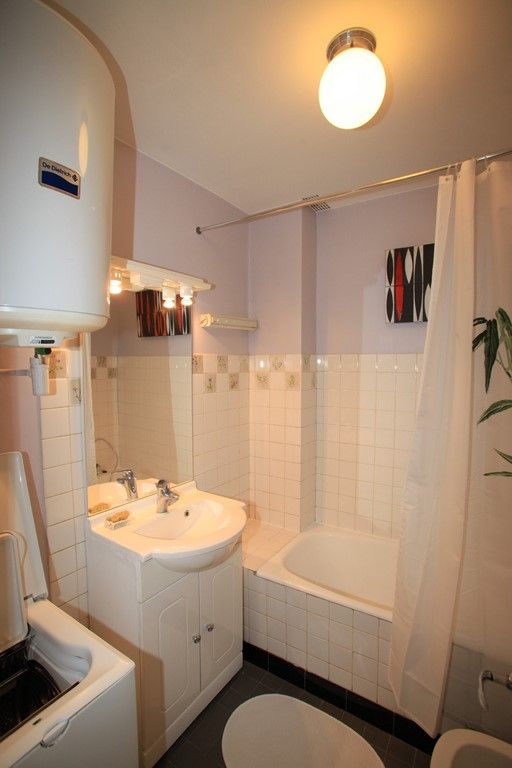 T2 St Agrève Loué meublé. 2 St Agrève Loué meublé.