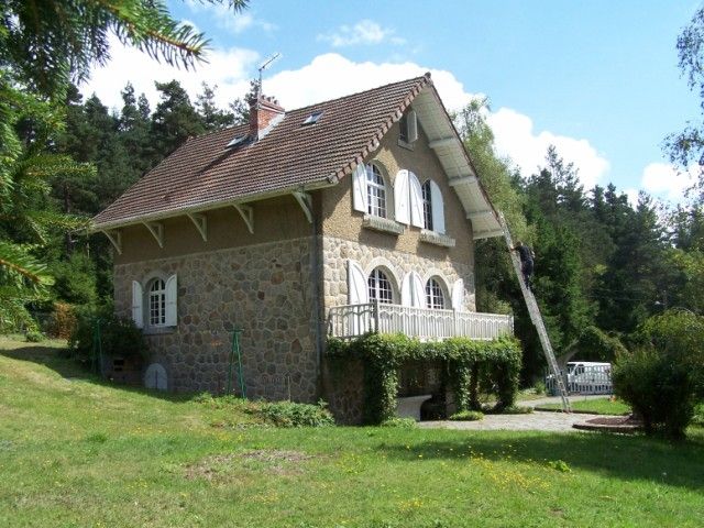 MAISON T5 LE CHAMBON SUR LIGNON MAISON 5 LE CHAMBON SUR LIGNON Haute-Loire