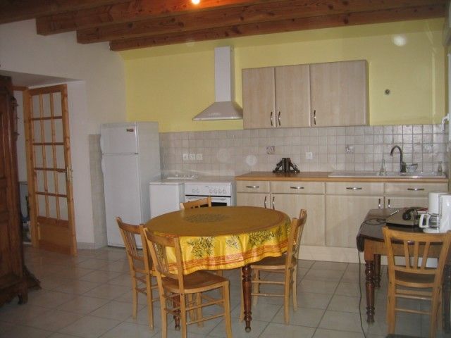 Appartement T4 St Romain Le Désert Ancienne école communale location meublée