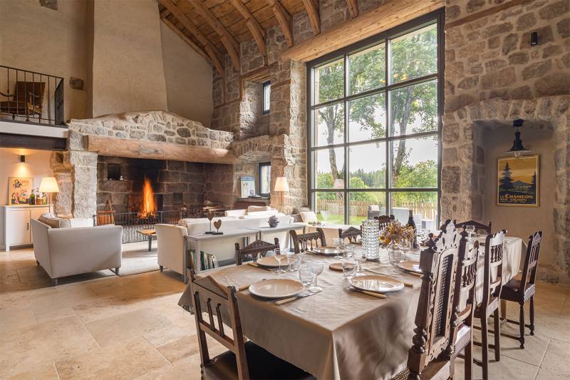 Propriété en pleine campagne, environnement exceptionnel au Chambon sur Lignon