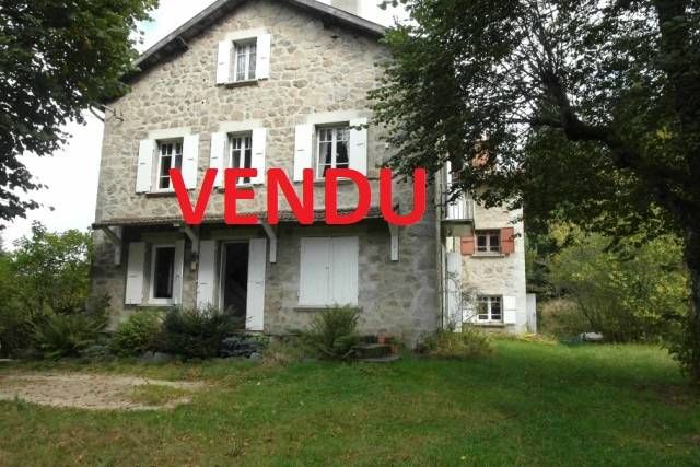Maison bourgeoise T7 Campagne du Chambon sur Lignon