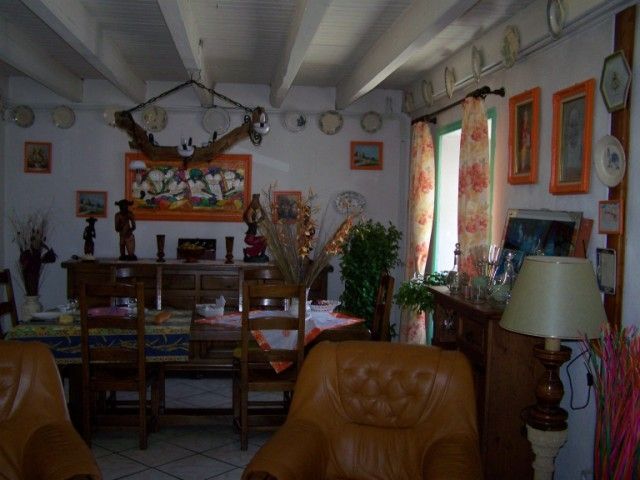 Moins d'un hectare T5 CHAMPCLAUSE Site d'exception