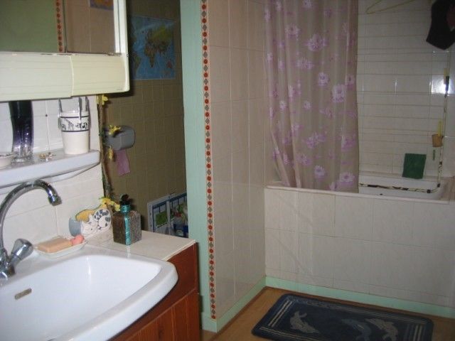 Appartement rénové T2 LA CHAMBON SUR LIGNON VENDU  VENDU Centre-ville