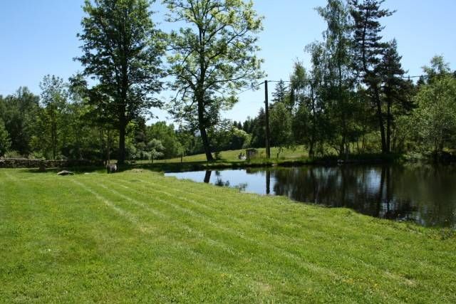Ferme VENDU    Ferme avec 7 hectares Ferme en partie rénovée sur 7 hectares avec potentiel complémentaire Ferme VENDU    Ferme avec 7 hectares Campagne de Tence Ferme en partie rénovée sur 7 hectares avec potentiel complémentaire