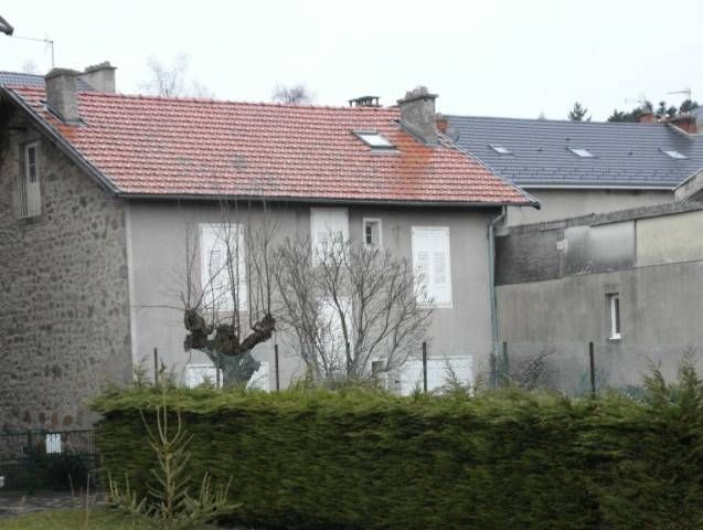 Maison de village T8 Le Chambon sur Lignon centre Maison de village 8 Le Chambon sur Lignon centre