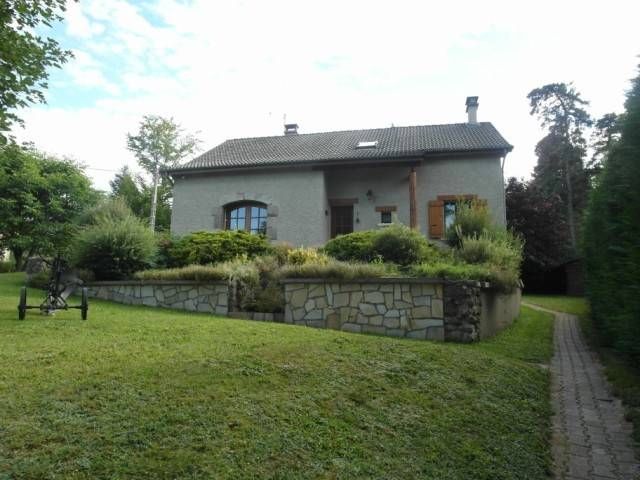 Villas T7 LE CHAMBON SUR LIGNON Quartier résidentiel et calme Villas 7 LE CHAMBON SUR LIGNON Haute-Loire Quartier résidentiel et calme