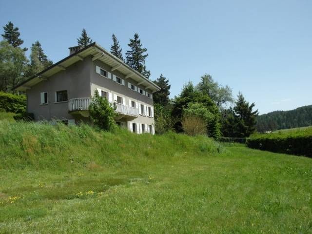 Villas T6 LE CHAMBON SUR LIGNON Villa en pleine campagne, aux portes du village !