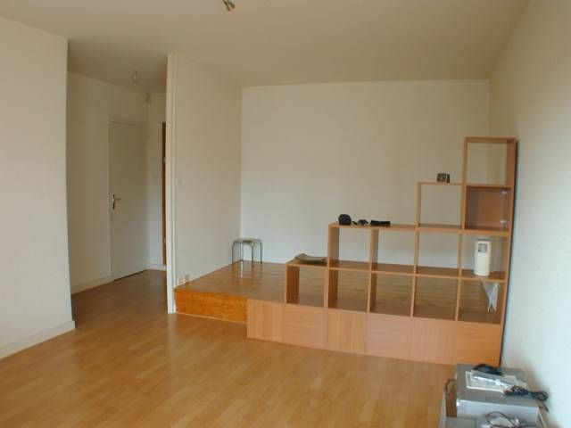 Appartement rénové Le Chambon sur Lignon Studio rénové idéal investisseur