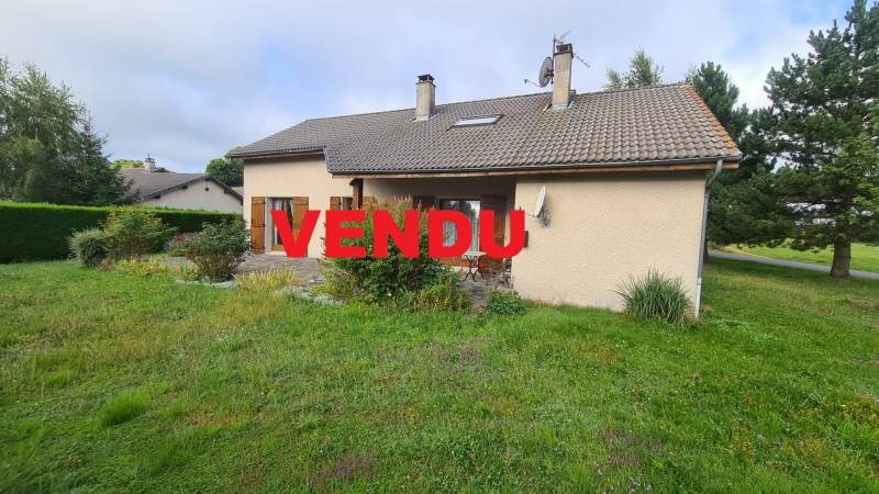 Maison avec garage à St Agrève