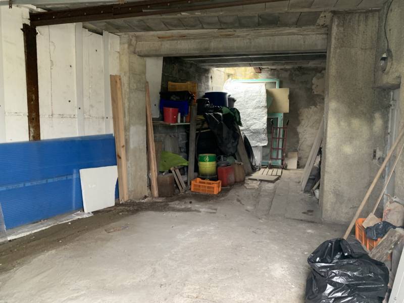 Petite maison mitoyenne avec terrasse à Saint Agrève