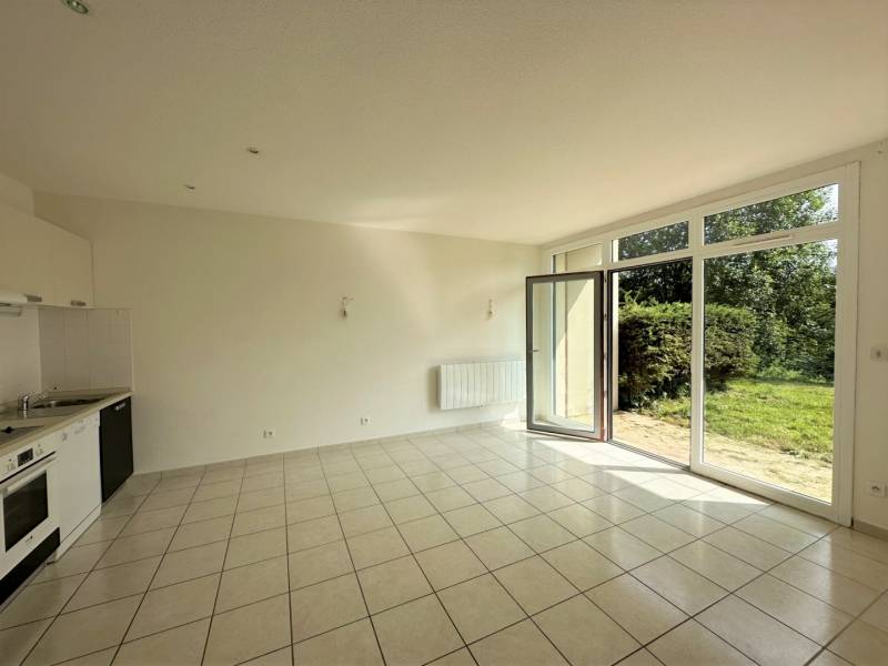 Appartement T2 avec jardinet au Chambon sur Lignon