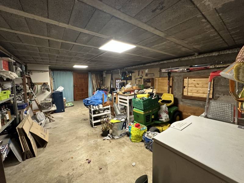 Propriété sur 8 000 m² de terrain proche du village de Tence