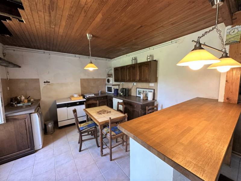 Maison mitoyenne avec jardinet en campagne de Mars