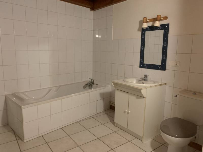 Corps de ferme en campagne de Tence