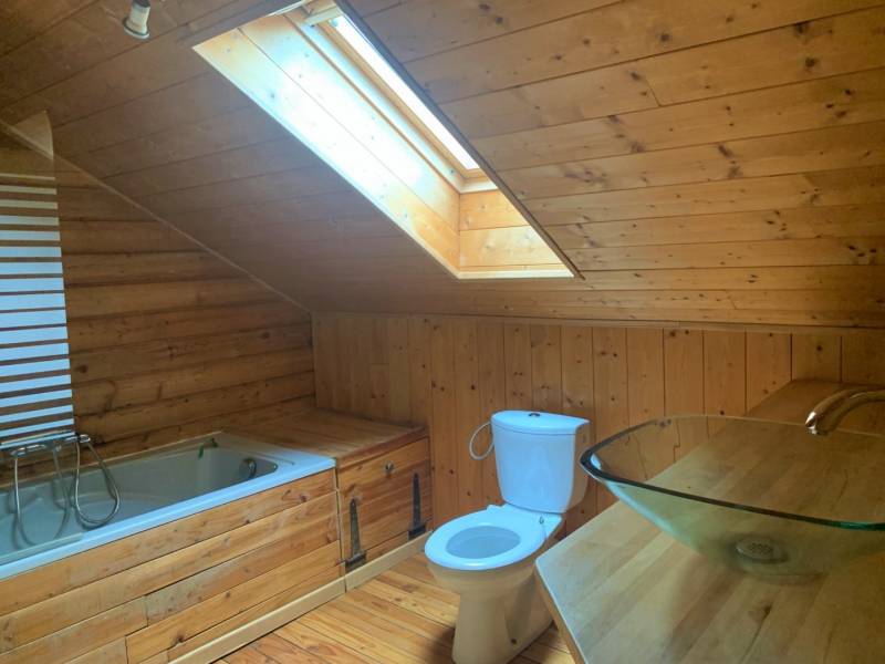 Chalet avec vue dégagée aux Vastres