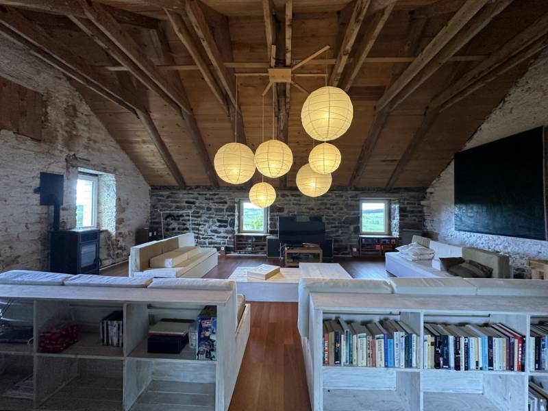 Ferme dans hameau isolé avec vue à Freycenet La Cuche