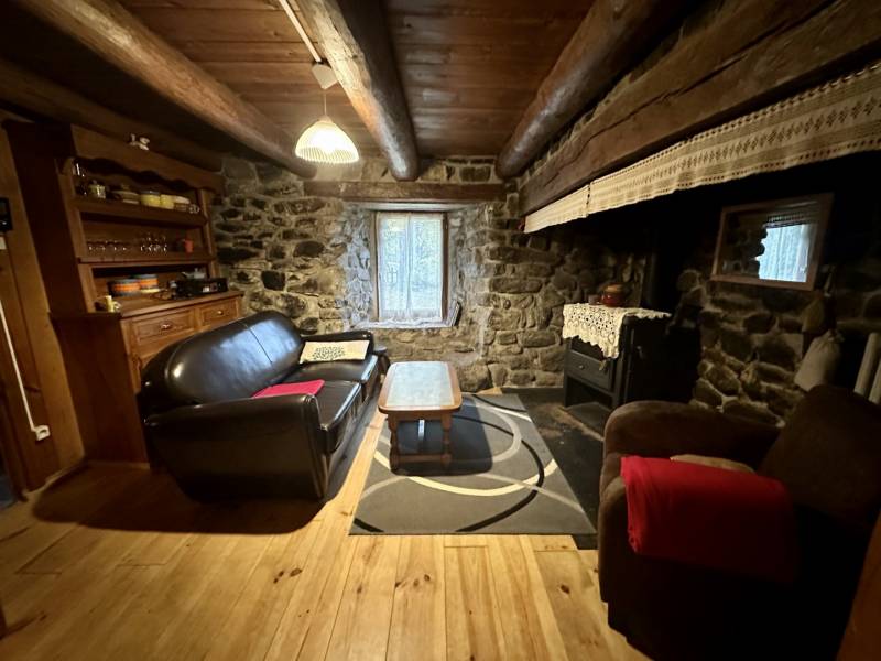 Charmante petite chaumière à Saint Front