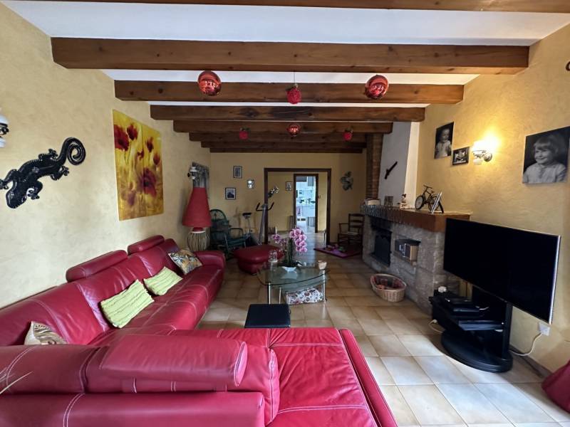 Villa dans quartier résidentiel à Saint-Agrève