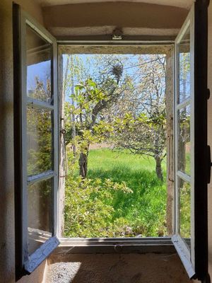 Ferme à rénover Saint Agrève ensemble de 3 bâtiments.