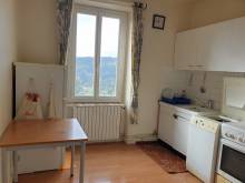 Appartement T2 meublé au 2ème étage au centre du village du Chambon sur Lignon