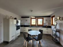 Villa sur 9 400 m² proche des commodités du Chambon sur Lignon