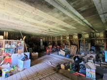 Ancienne ferme sur la commune de Mars avec dépendances sur 1Ha3 de terrain