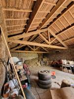 Ancienne ferme sur la commune de Mars avec dépendances sur 1Ha3 de terrain