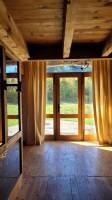 EXCEPTIONNEL ! Ferme avec plus de 13.5 hectares et étang proche du centre du village du Chambon sur Lignon