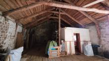 Ferme à rénover en plein centre du village du Chambon sur Lignon