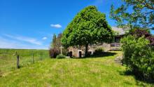 Ancienne ferme rénovée avec atelier St Front