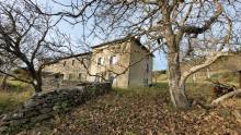 Ferme à rénover commune d'Araules
