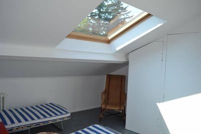 Villa proche du centre du village 43400