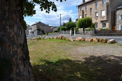 Bâtiment à usage industriel à Tence