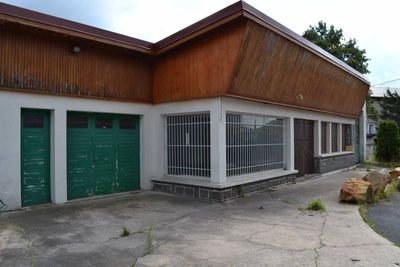 Bâtiment à usage industriel à Tence